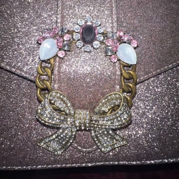 Aldo Glitter Shining Crossbody Bag with pink and silver embellished snap closure - Picture 2 of 7